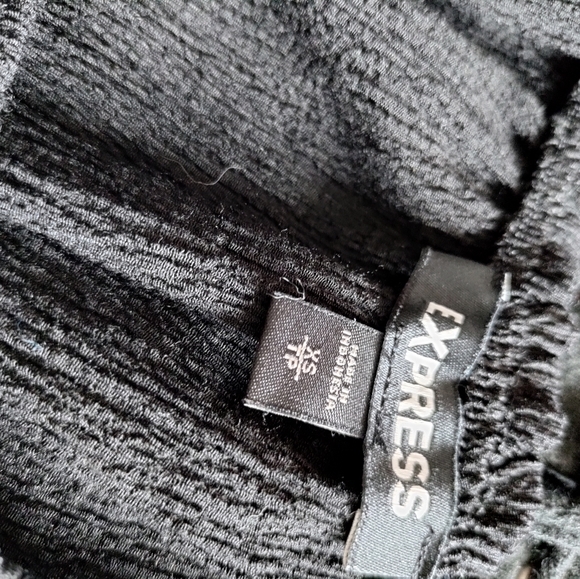 Express black cinched waist tank in x small - Picture 3 of 3